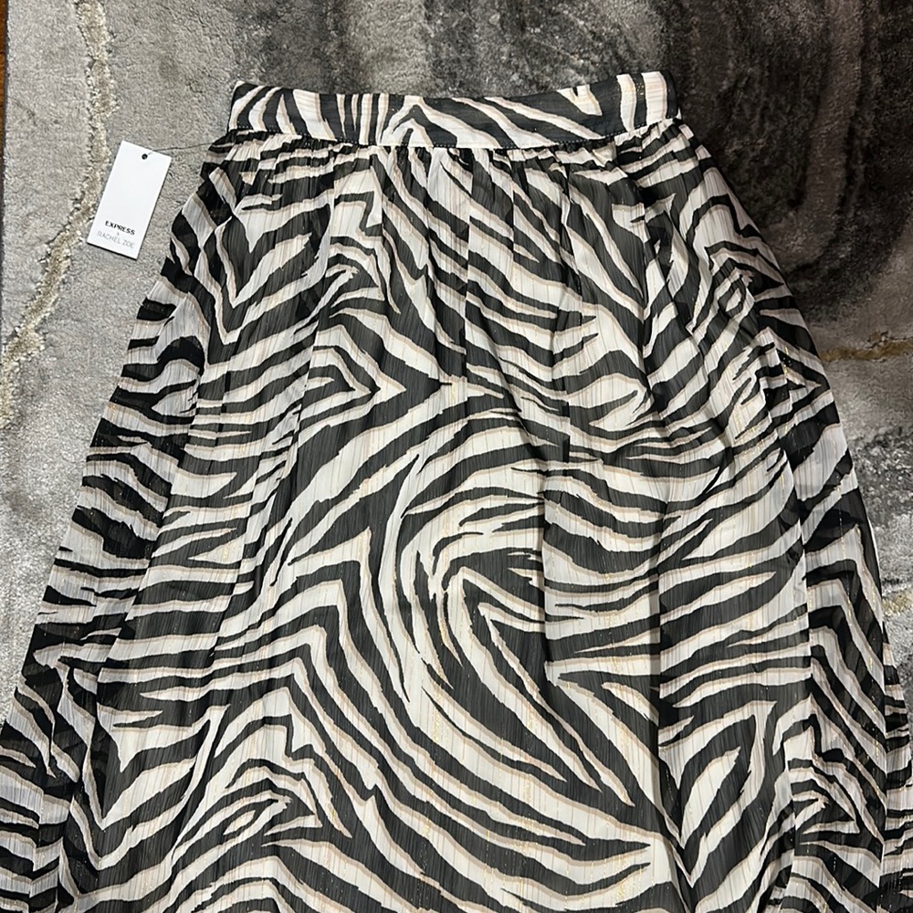 Express X Rachel Zoe Animal Print Metallic Maxi-Skirt, Size XS. Brand New!